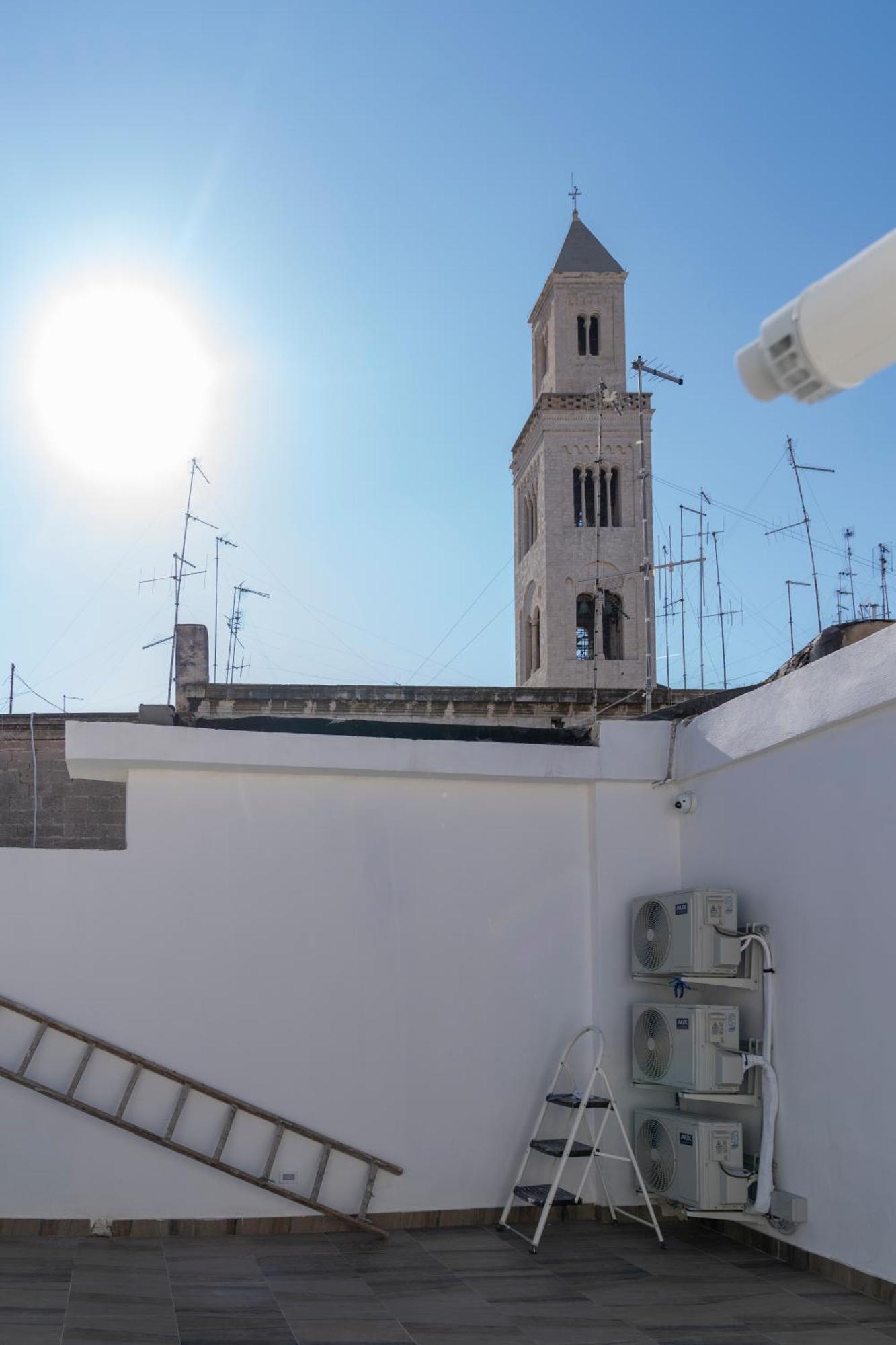 La Corte Guest House Bari Exterior foto