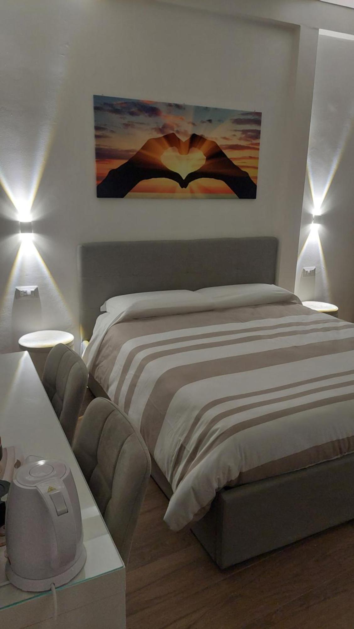 La Corte Guest House Bari Exterior foto