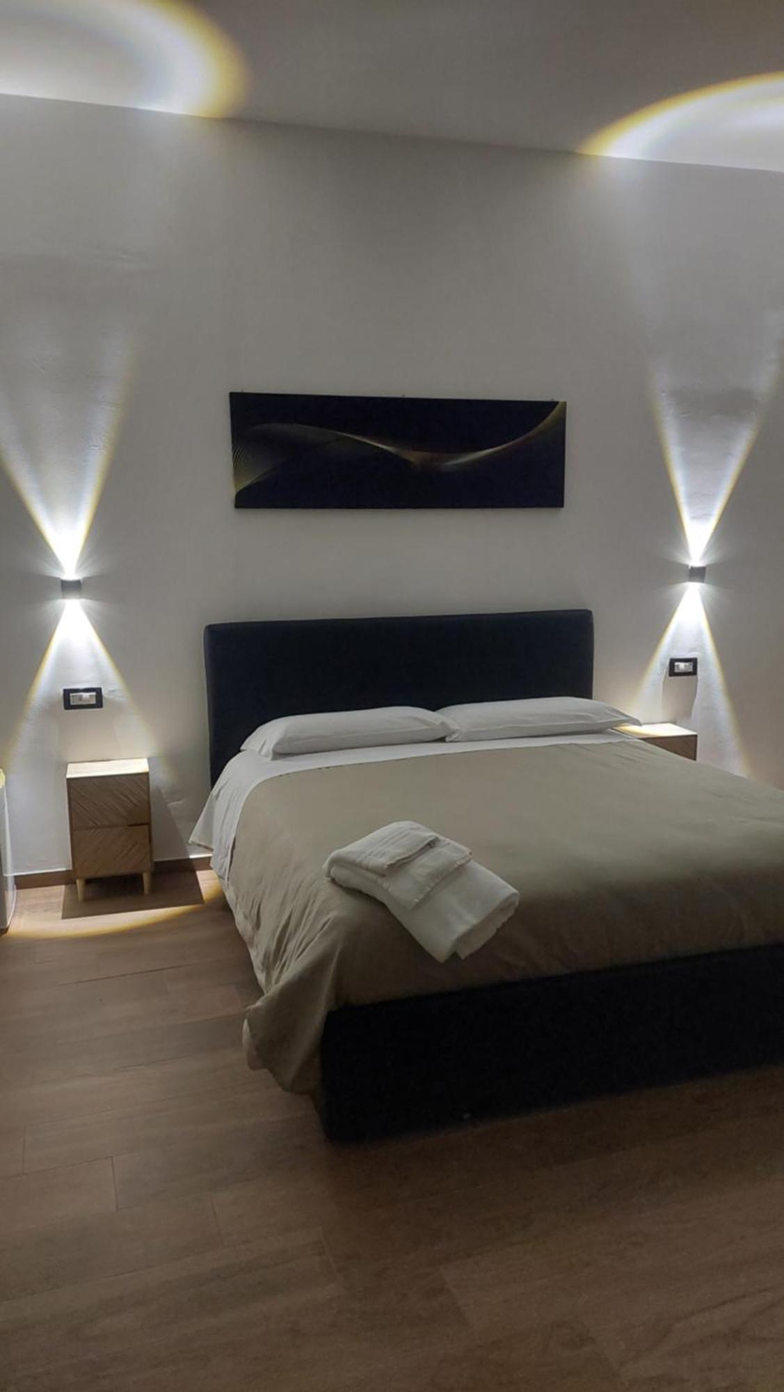 La Corte Guest House Bari Exterior foto